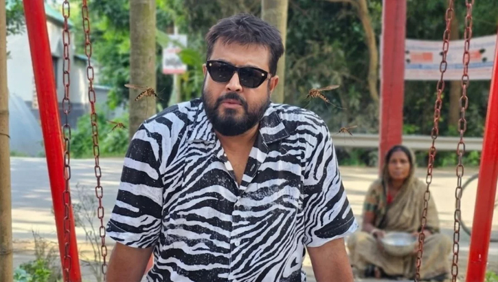 চলচ্চিত্রের কিছু লোককে ‘মশা’ ও ‘ফকিন্নি’ বললেন ওমর সানী